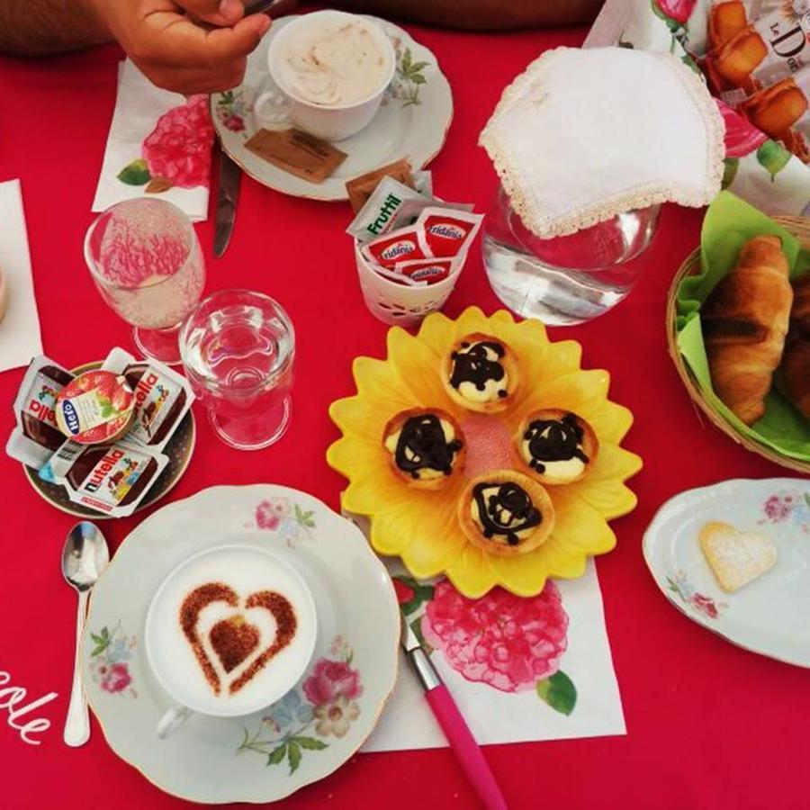 Bed and Breakfast Fiori E Coccole Noto Zewnętrze zdjęcie