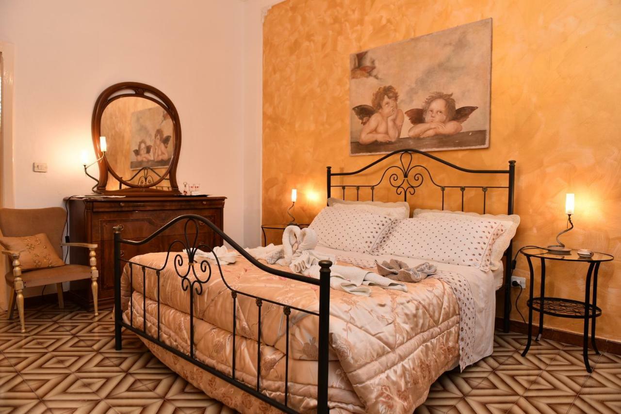 Bed and Breakfast Fiori E Coccole Noto Zewnętrze zdjęcie